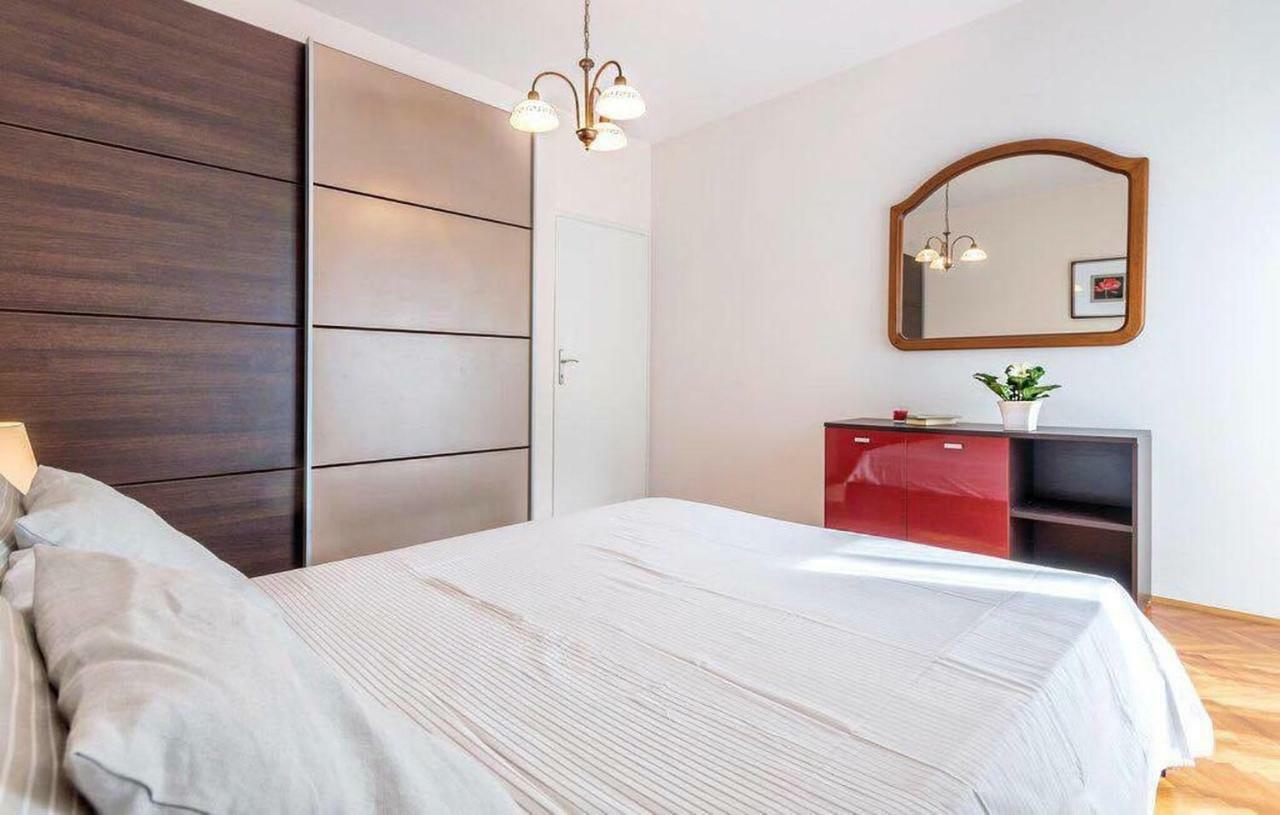 شقة بولا  في Apartman Eta المظهر الخارجي الصورة