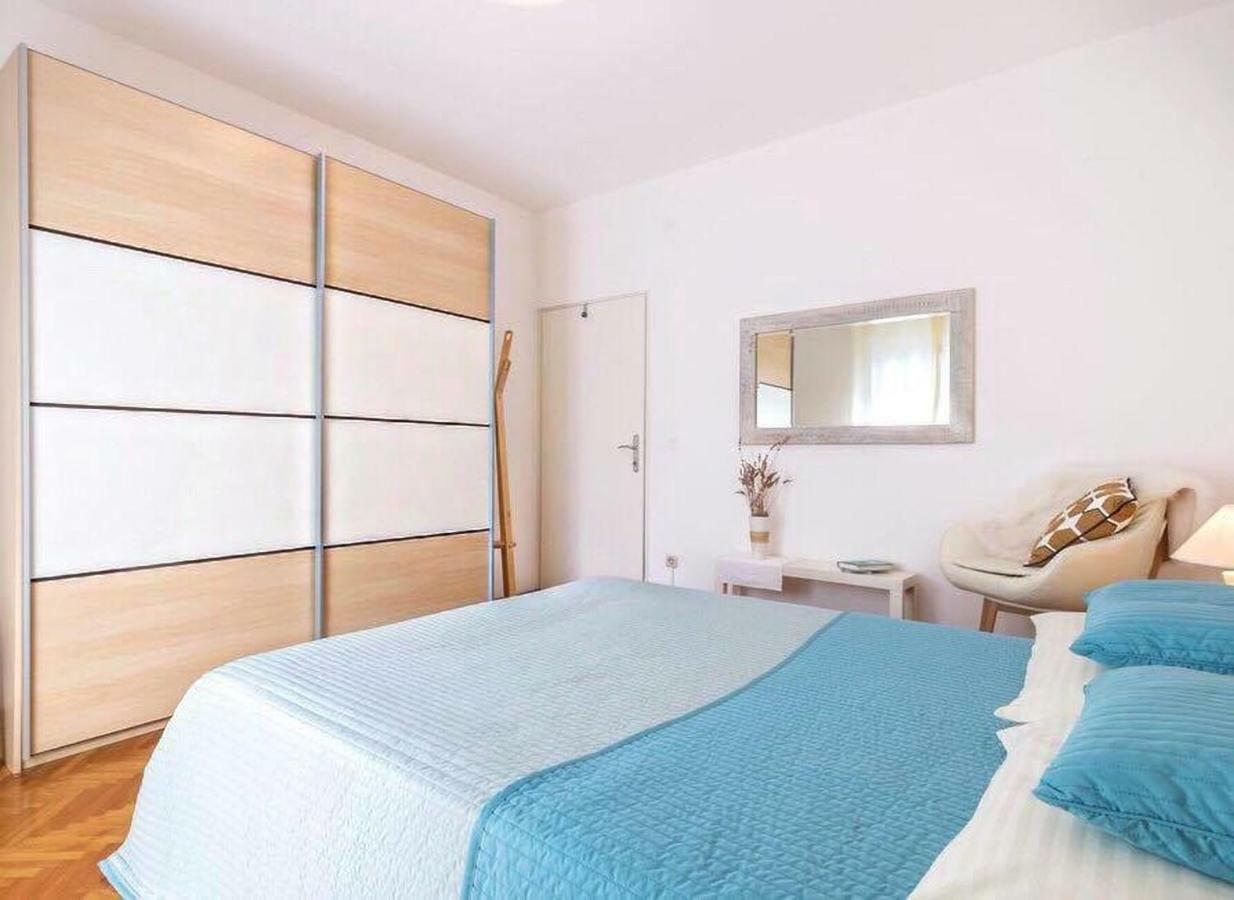 شقة بولا  في Apartman Eta المظهر الخارجي الصورة