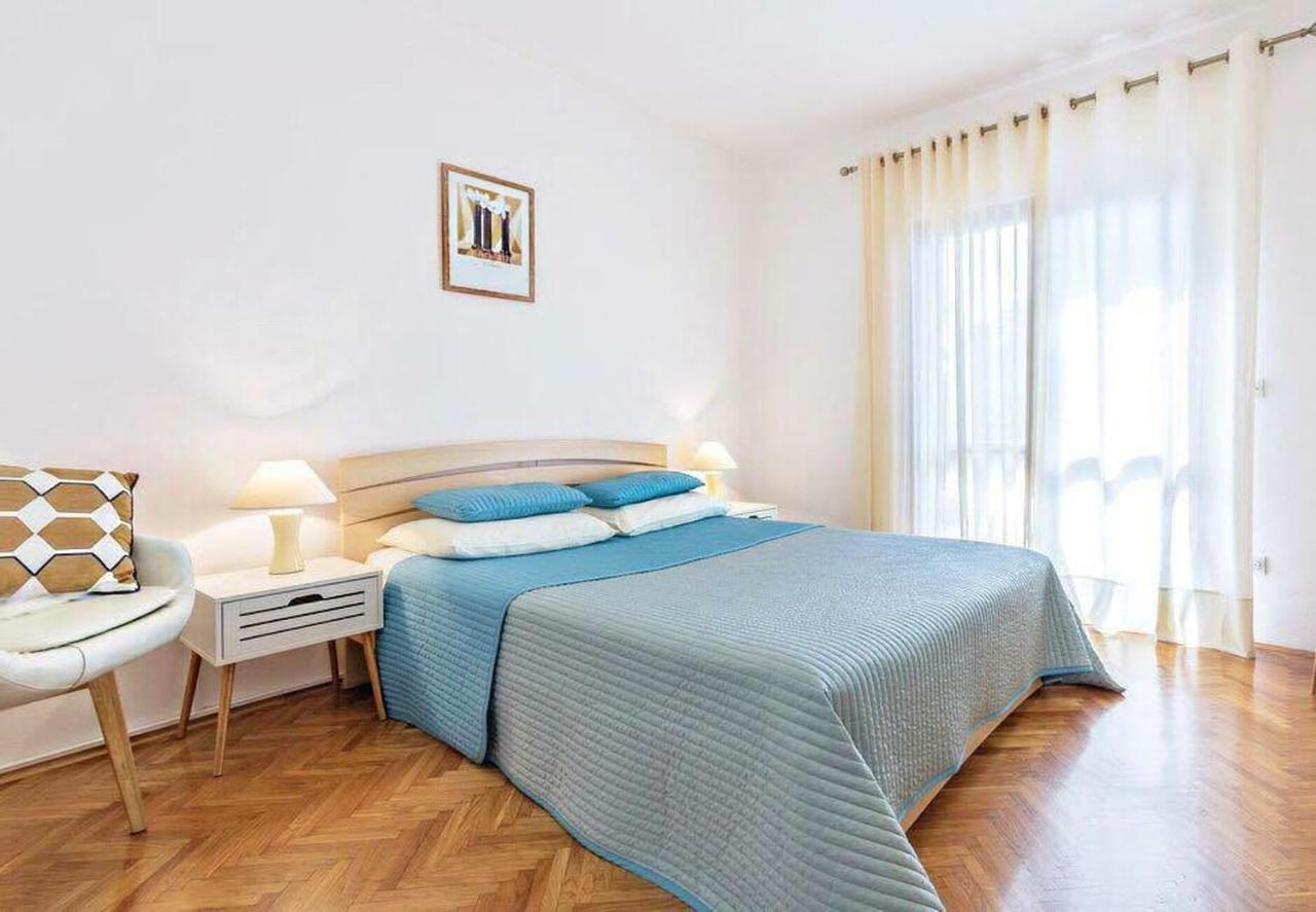 شقة بولا  في Apartman Eta المظهر الخارجي الصورة